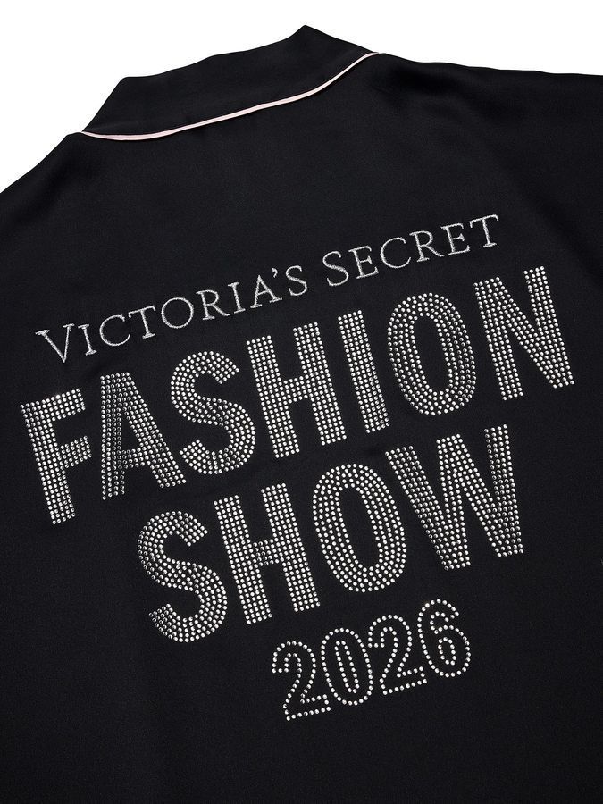 Атласний короткий халат Satin Short Piped Robe Victoria's Secret