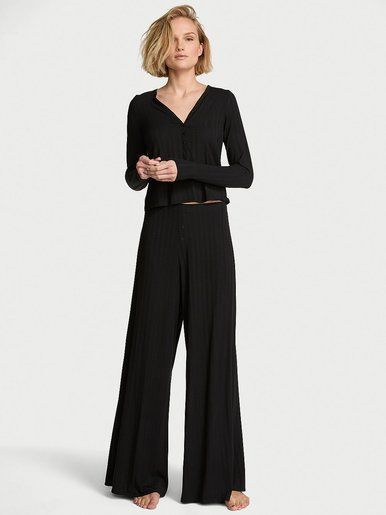 Комплект з штанами SoSoft&trade; Modal Henley Top & Pants Set Victoria's Secret