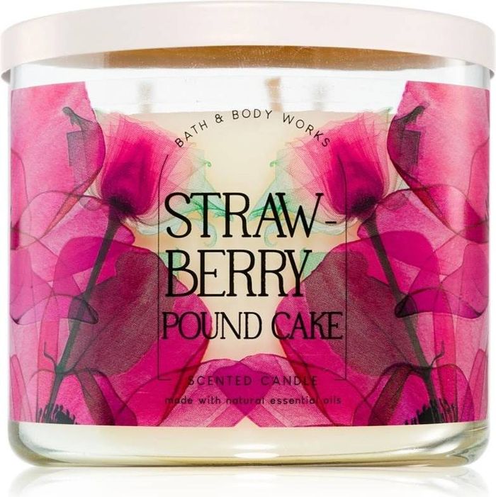 Аромасвіча Strawberry Pound Cake 411g Bath & Body Works